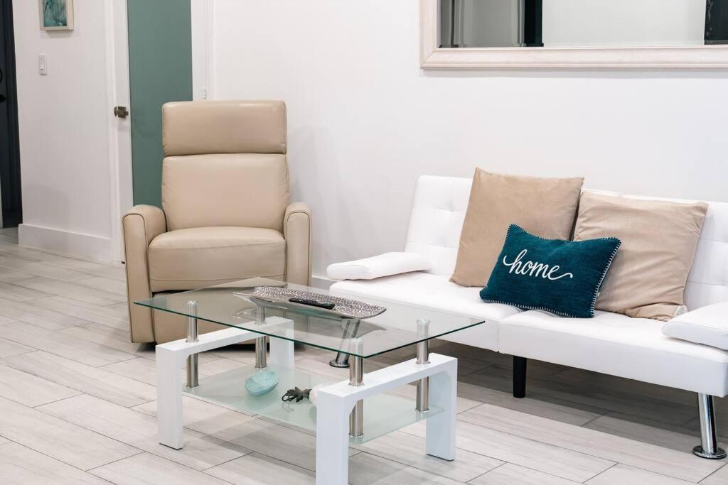 הוילה מיאמי Luxury Retreat 3B ,2Ba Pool , Coral Gables Center מראה חיצוני תמונה