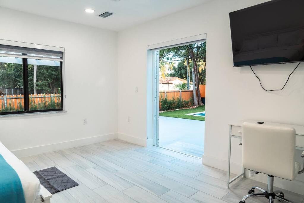 הוילה מיאמי Luxury Retreat 3B ,2Ba Pool , Coral Gables Center מראה חיצוני תמונה