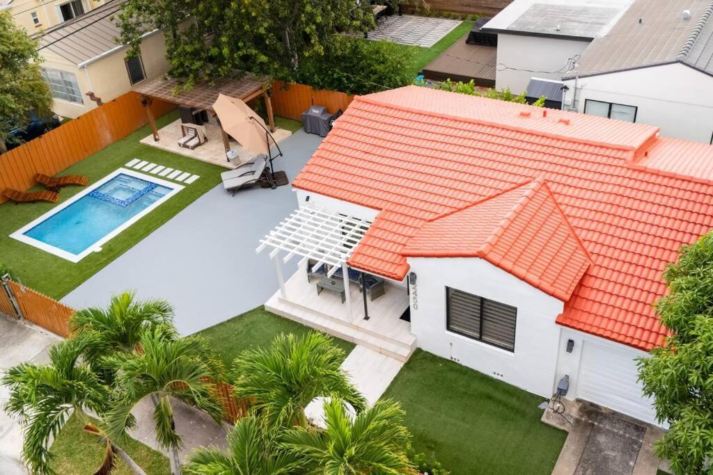 הוילה מיאמי Luxury Retreat 3B ,2Ba Pool , Coral Gables Center מראה חיצוני תמונה