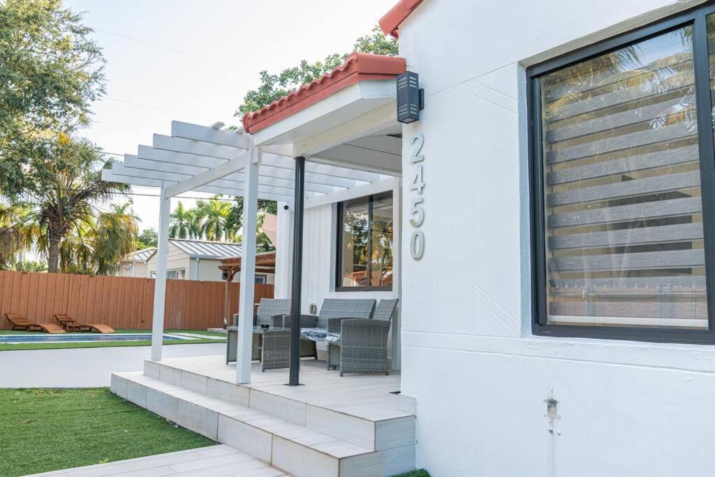 הוילה מיאמי Luxury Retreat 3B ,2Ba Pool , Coral Gables Center מראה חיצוני תמונה