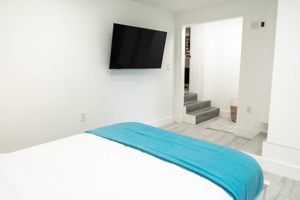 הוילה מיאמי Luxury Retreat 3B ,2Ba Pool , Coral Gables Center מראה חיצוני תמונה