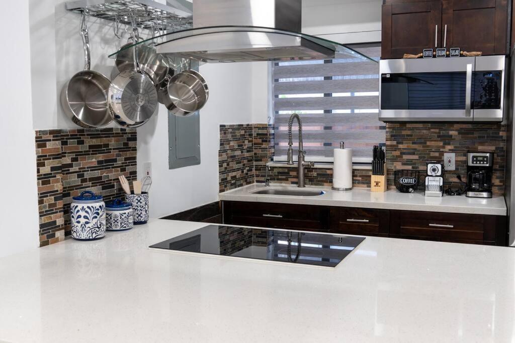 הוילה מיאמי Luxury Retreat 3B ,2Ba Pool , Coral Gables Center מראה חיצוני תמונה