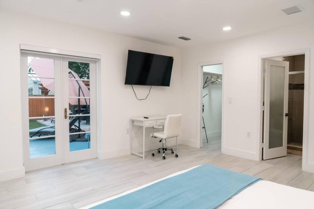 הוילה מיאמי Luxury Retreat 3B ,2Ba Pool , Coral Gables Center מראה חיצוני תמונה